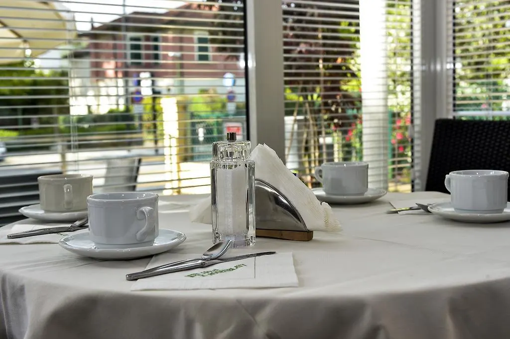 ***  Hotel Rosenblatt Cervia Italia